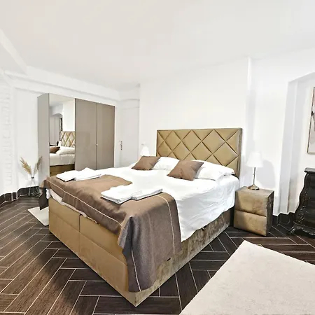 Lux Central Apartment Berlijn Buitenkant foto